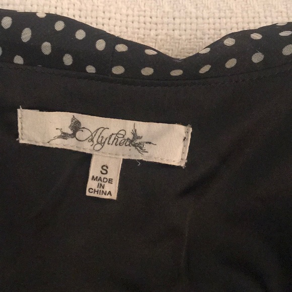 Sold - Picture 5 of 8